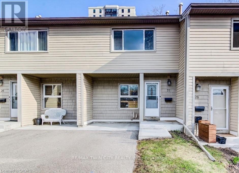 Townhouse at 27 - 15 GREEN VALLEY DRIVE, Kitchener