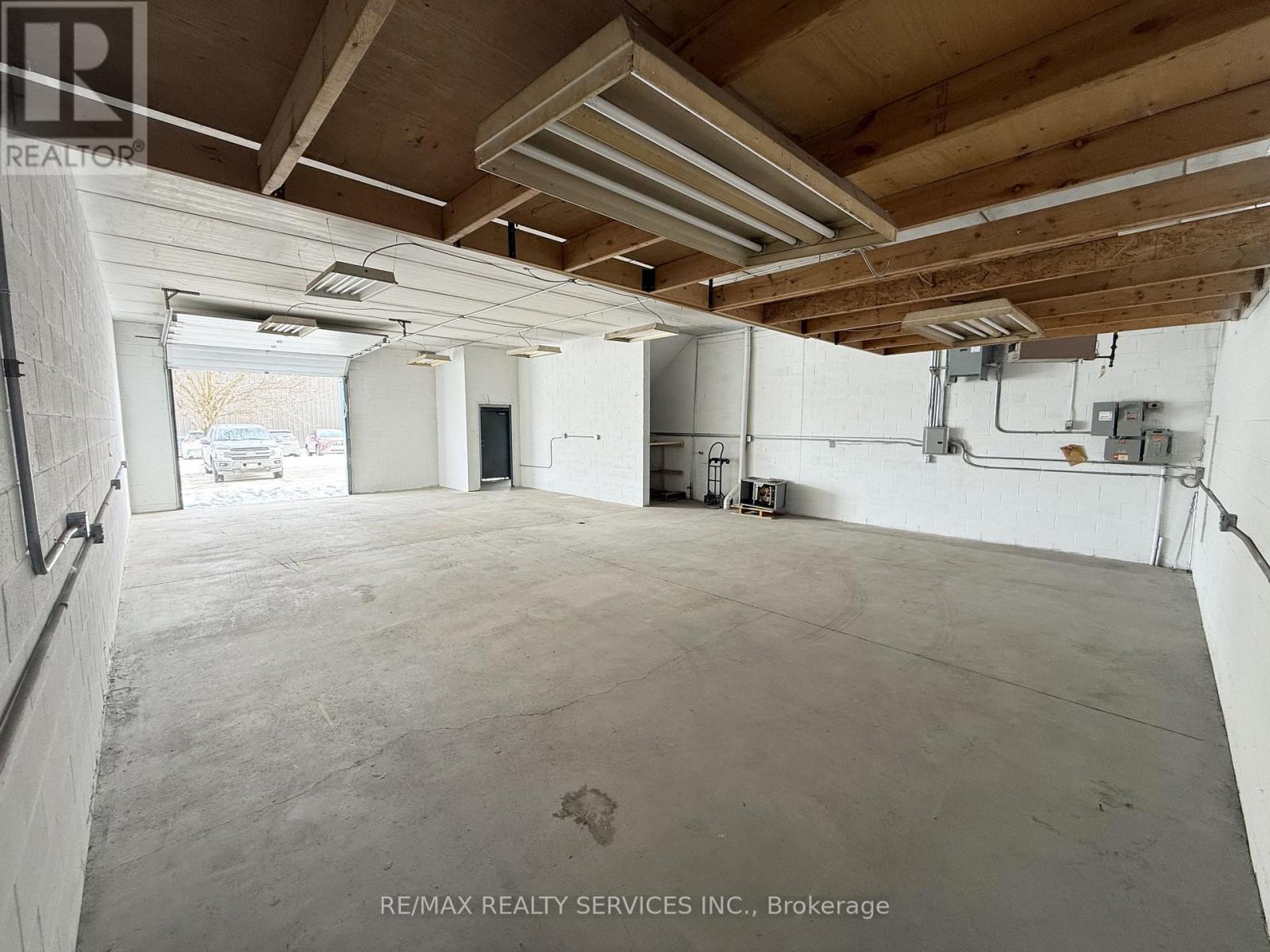 Other at 3 - 1033 PATTULLO AVENUE, Woodstock