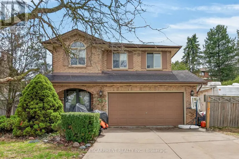 Detached at 249 LLOYMINN AVENUE, Hamilton