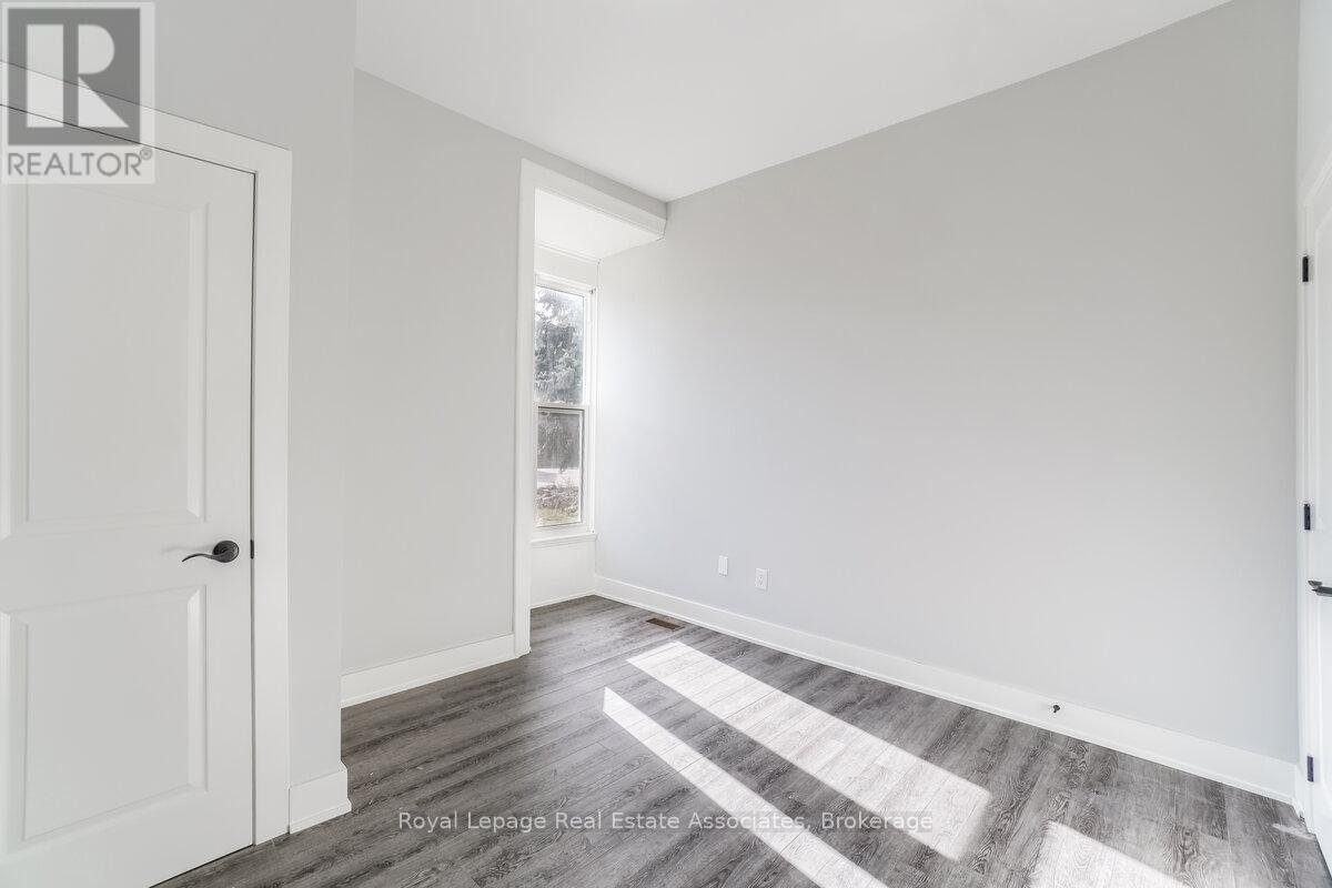 Multiplex at 2 - 39 WELLAND AVENUE S, St. Catharines