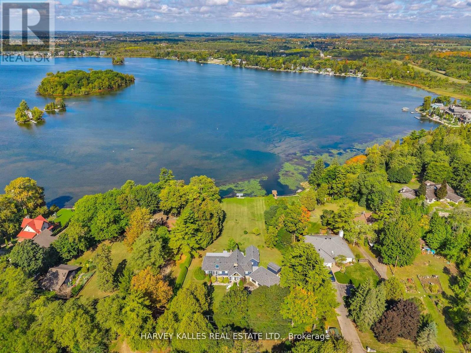 Detached at 8 OAK DRIVE, Puslinch (Puslinch Lake Settlement Areas)