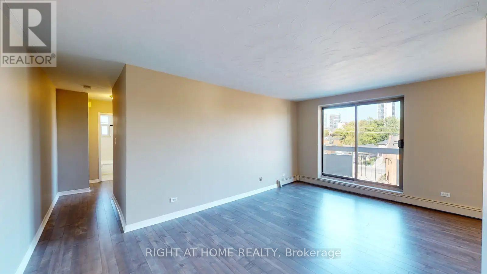 Apartment at 805 - 125 FOREST AVENUE, Hamilton