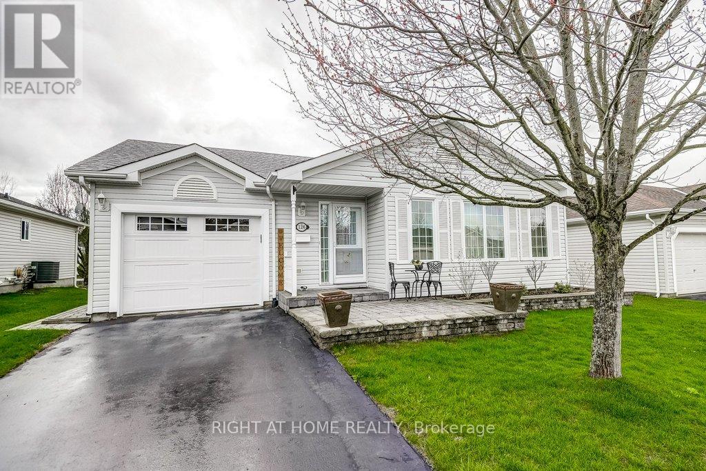 Detached at 126 GLENARIFF DRIVE, Hamilton