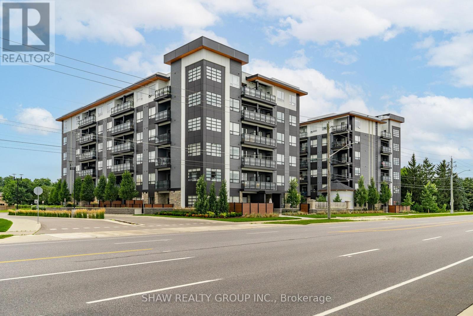 Apartment at 601 - 247 NORTHFIELD DRIVE, Waterloo