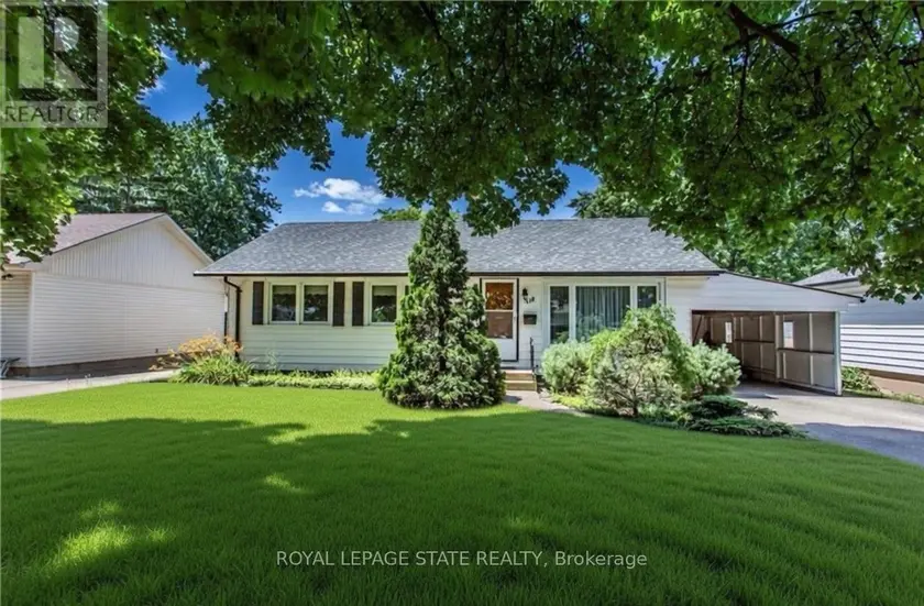 Detached at 118 JACOBSON AVENUE, St. Catharines