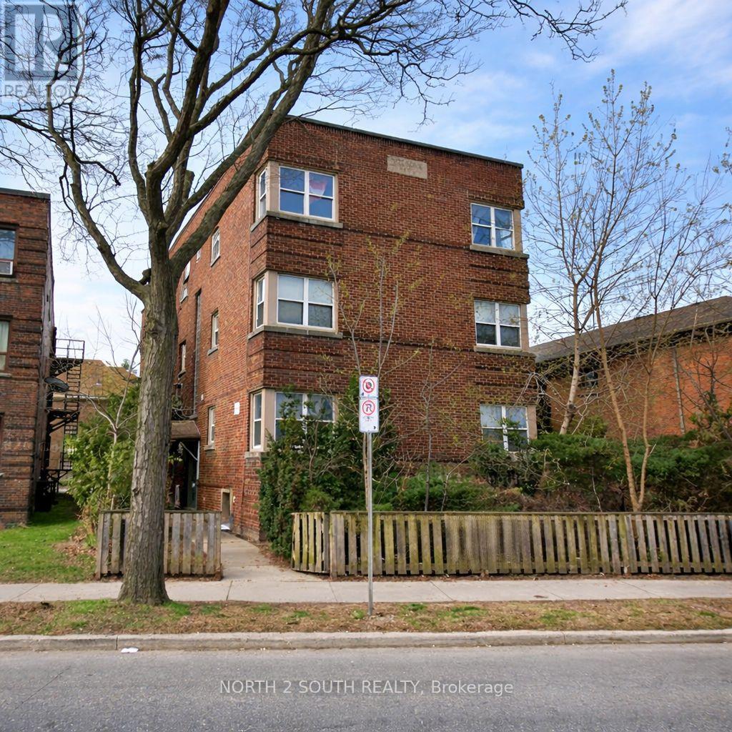 Multiplex at 3 - 1024 KING STREET E, Hamilton (Stipley)