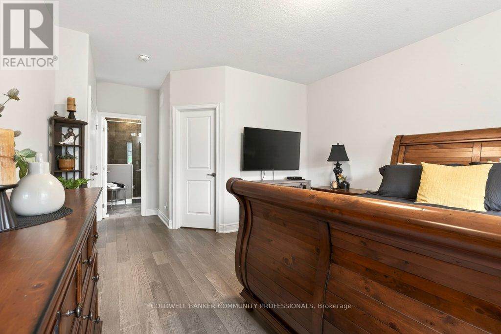 Townhouse at 10 - 2848 KING STREET, Lincoln