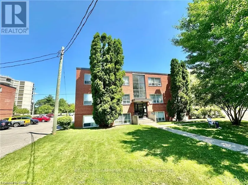 Apartment at 303 - 37 MERICOURT ROAD, Hamilton