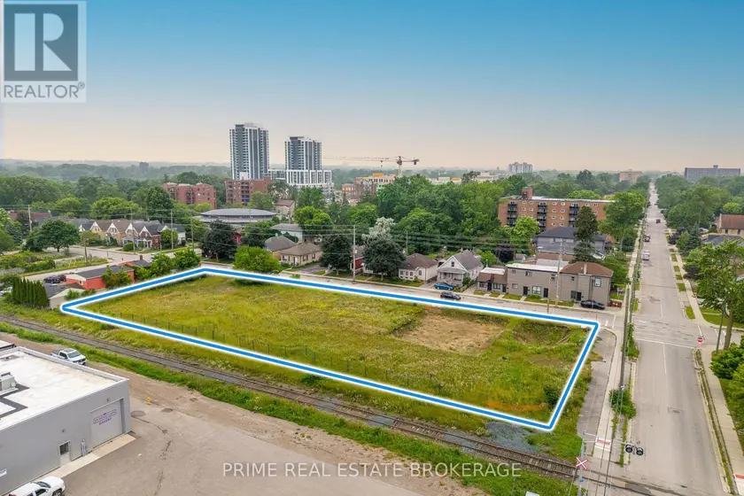 Vacant Land at 475 GREY STREET, London