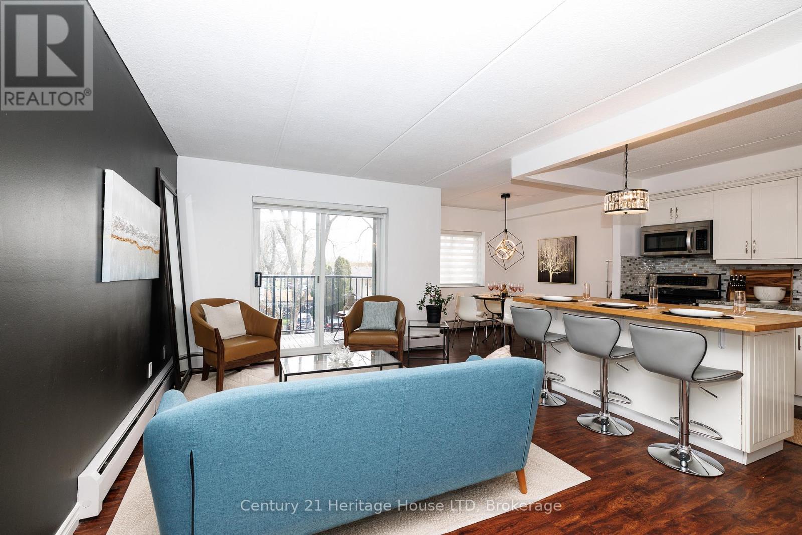 Apartment at 307 - 6 WESTLAKE LANE, St. Catharines (Lakeport)