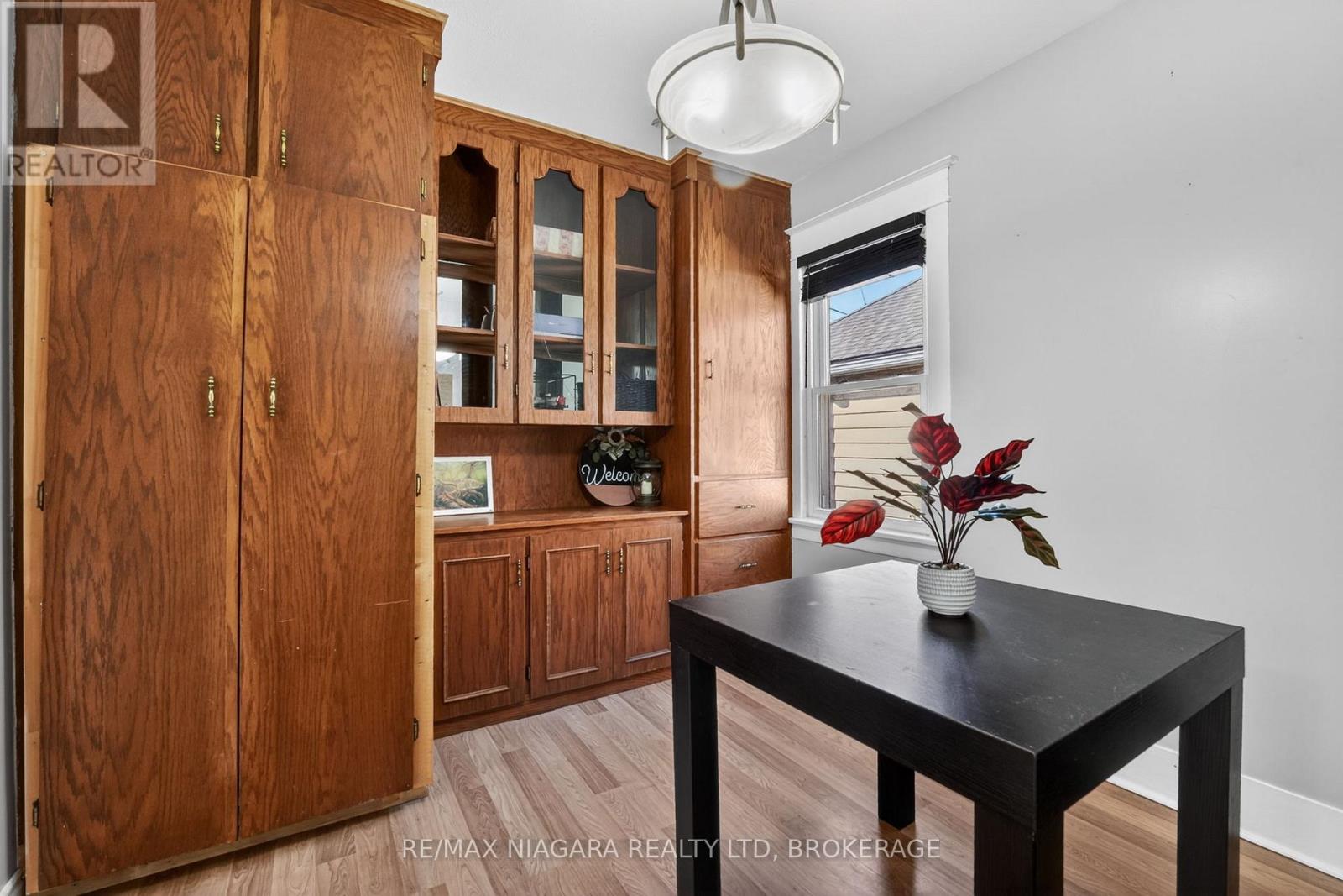 Detached at 214 NIAGARA STREET, St. Catharines