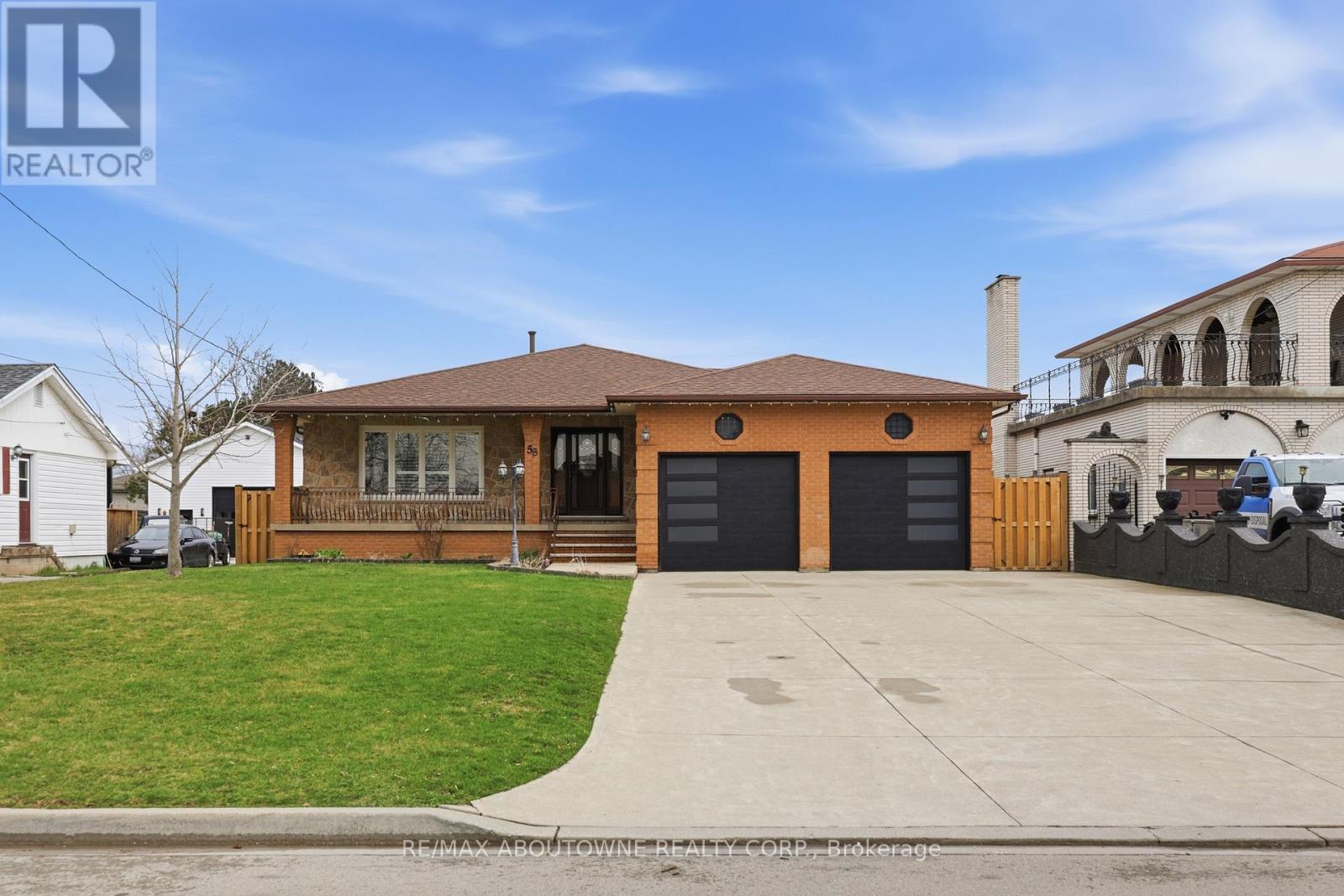 Detached at 58 KILBOURN AVENUE, Hamilton (Stoney Creek)