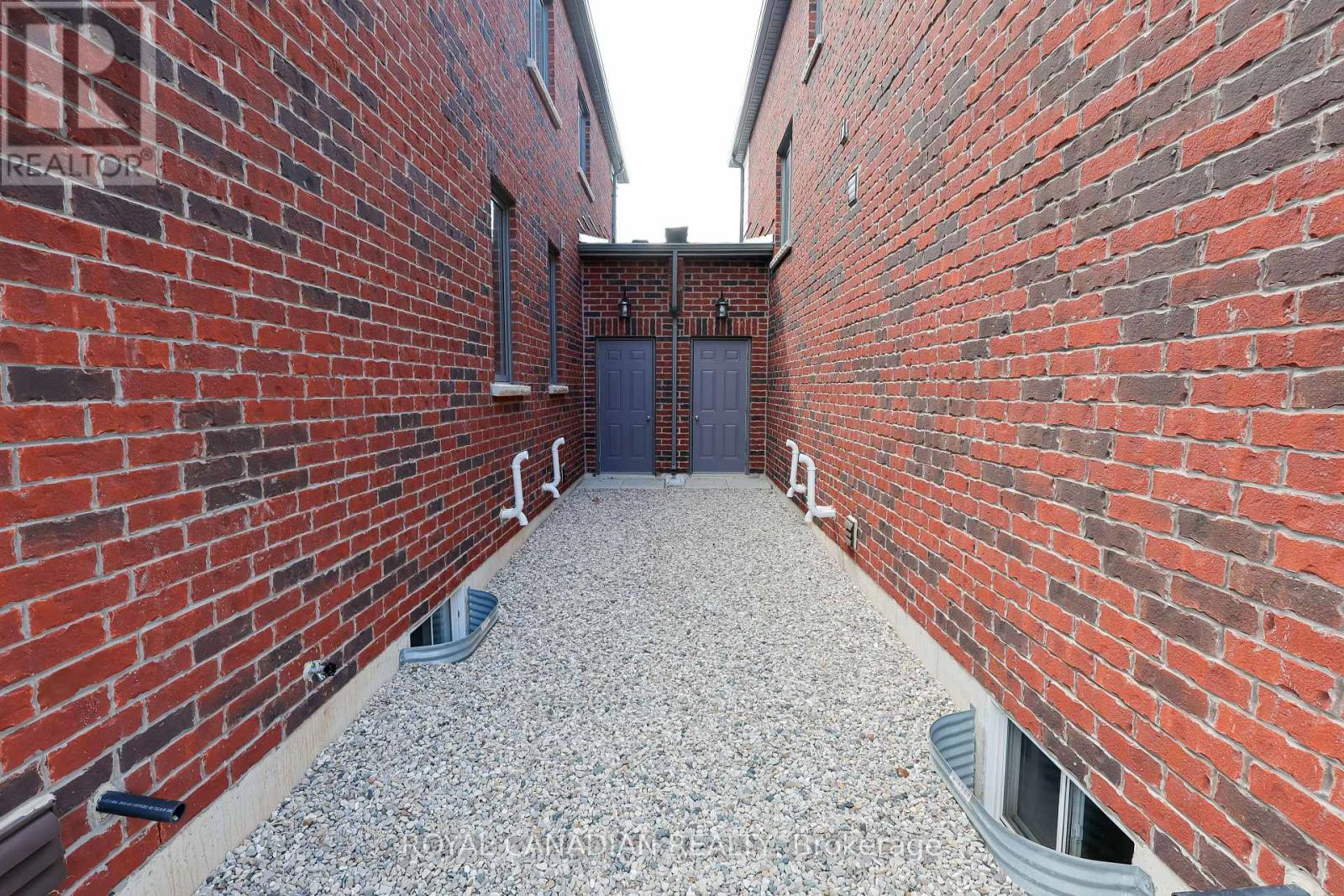 Townhouse at 129 COLE TERRACE E, Woodstock