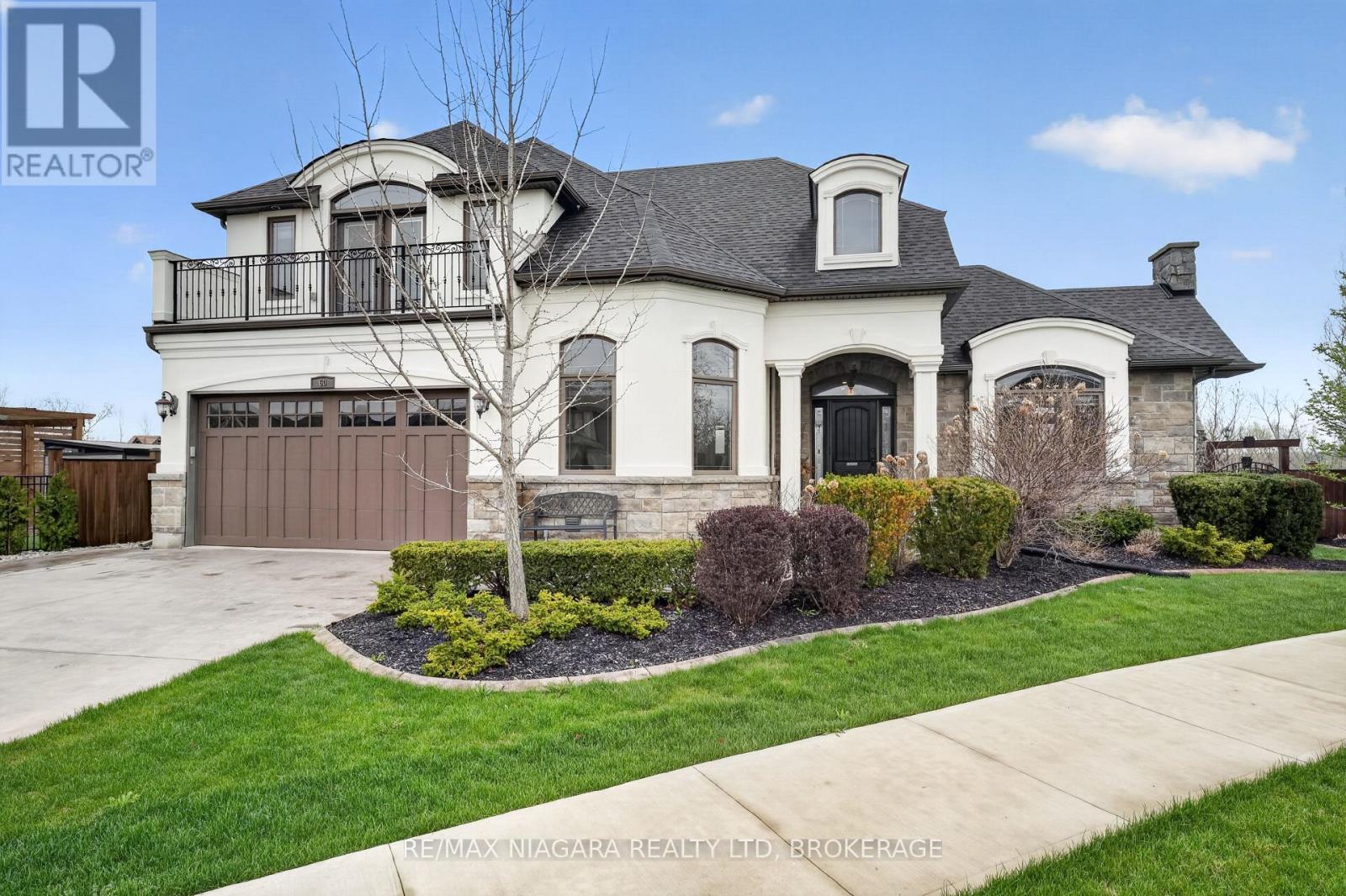 Detached at 60 MACKENZIE KING AVENUE, St. Catharines (Secord Woods)
