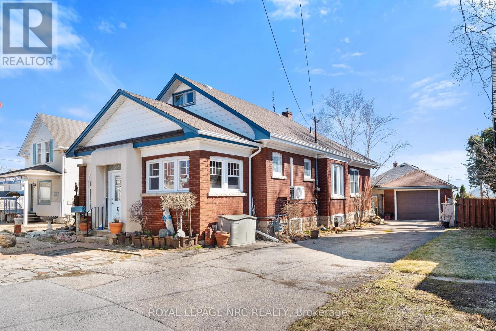 Detached at 4148 DRUMMOND ROAD, Niagara Falls (Cherrywood)