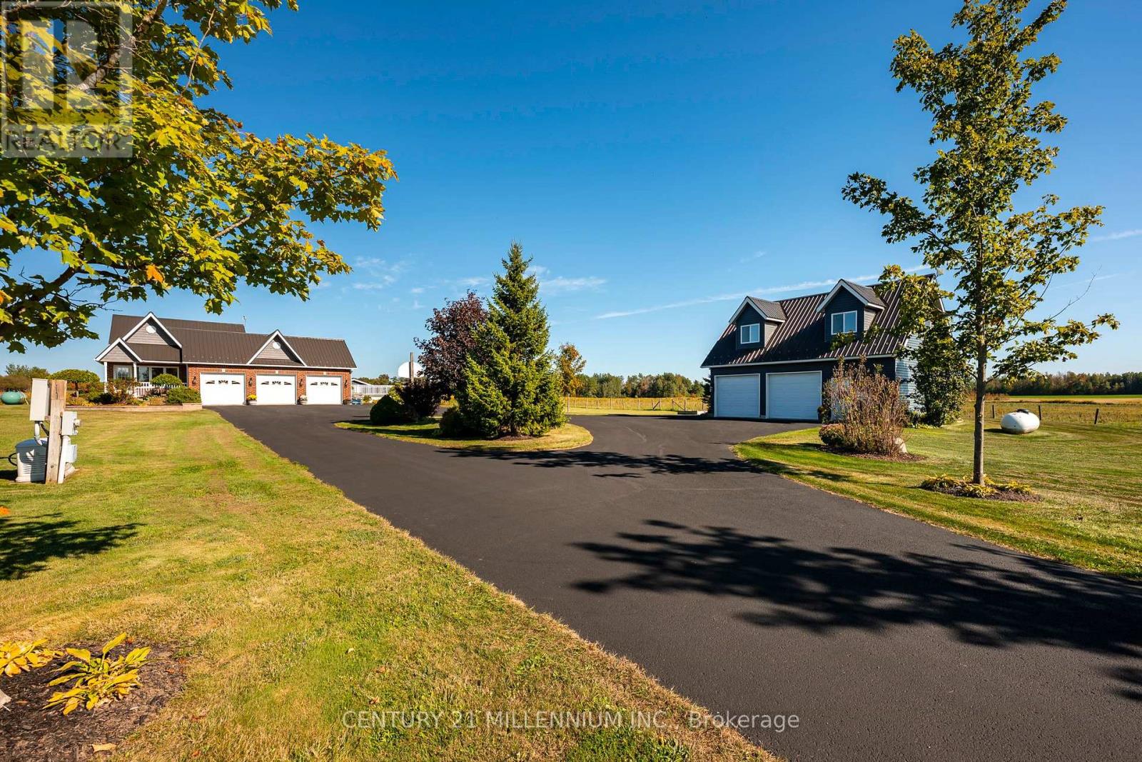 Detached at 395115 COUNTY ROAD 12 ROAD, Amaranth