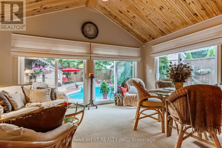 Detached at 560 PEEL STREET, Woodstock