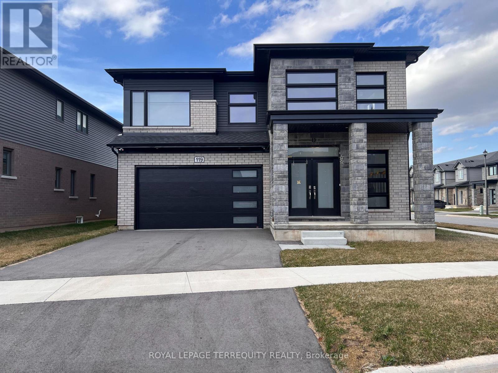 Detached at MAIN - 119 ACACIA ROAD, Pelham (Fonthill)