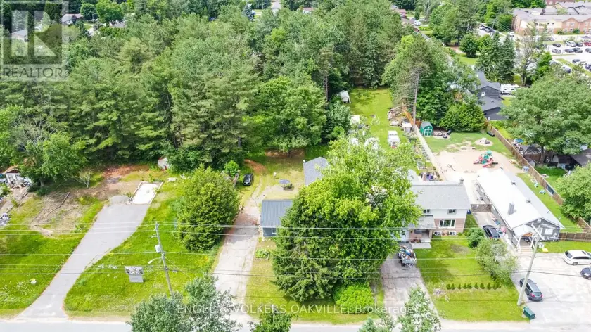 Detached at 253 MAPLE STREET, Bracebridge