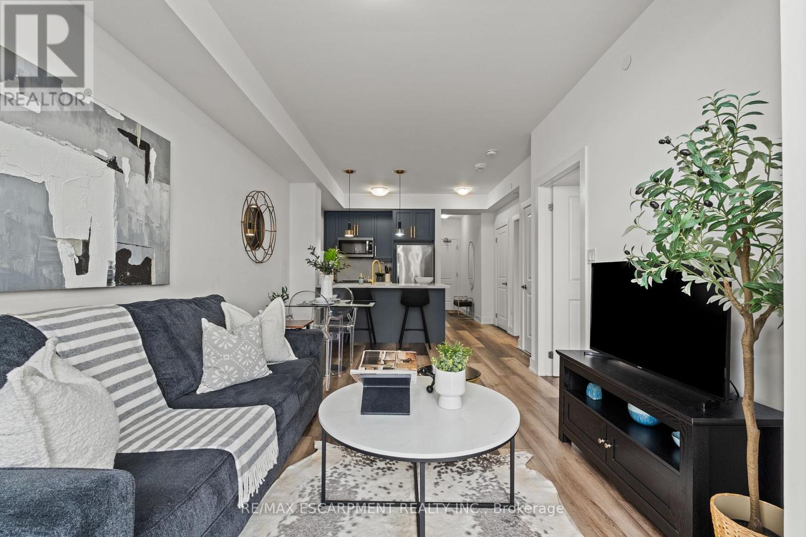 Apartment at 706 - 450 DUNDAS STREET E, Hamilton (Waterdown)