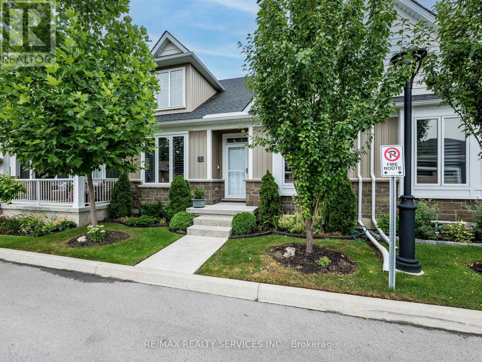 Townhouse at 18 PRINCETON COMMON STREET, St. Catharines (Lakeport)