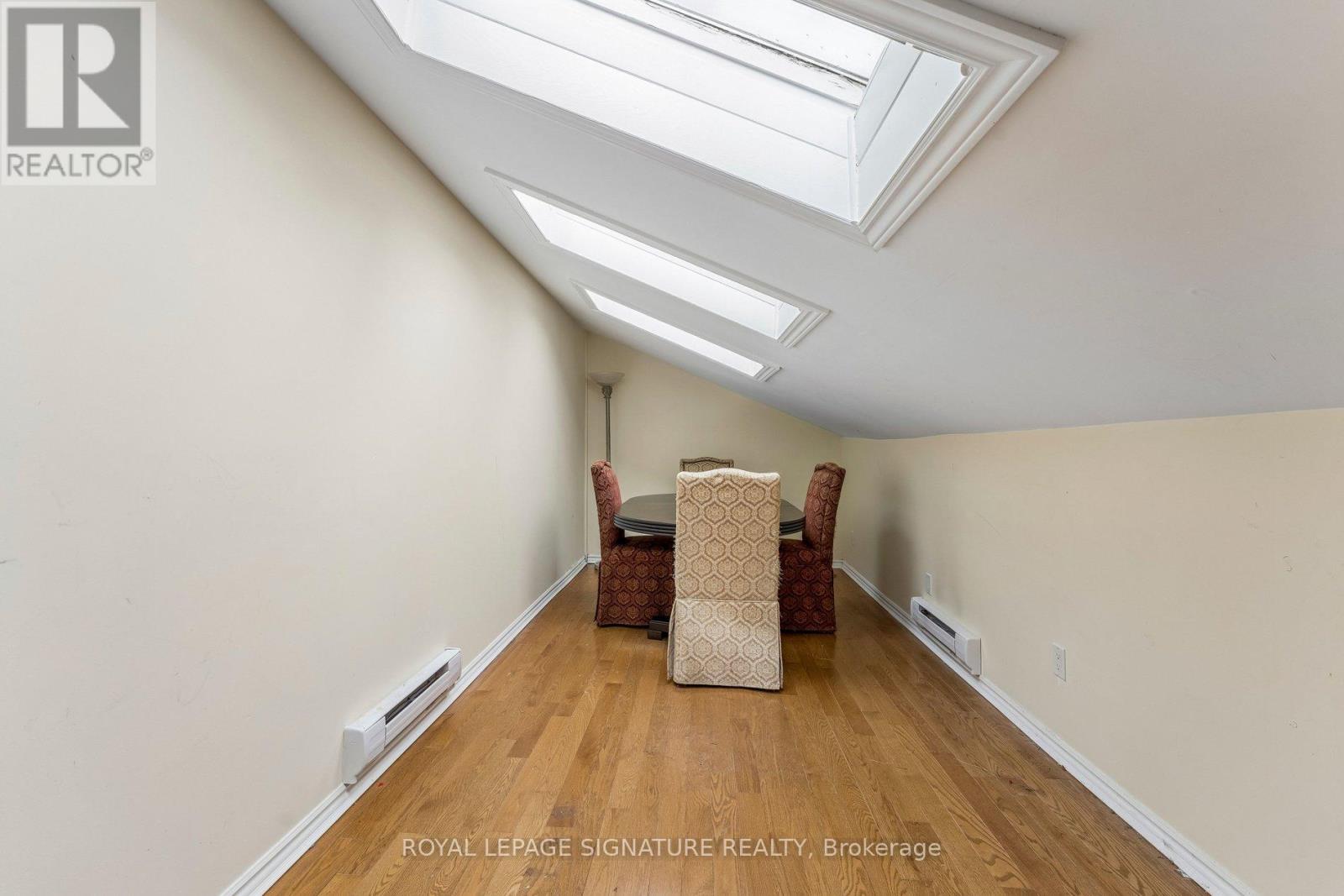 Detached at 16 HILLTOP CRESCENT, East Garafraxa