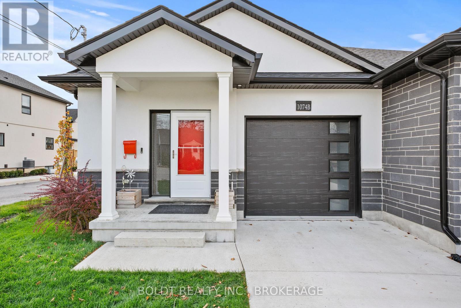 Semi-Detached/Link at 1074B VANSICKLE ROAD N, St. Catharines (Grapeview)