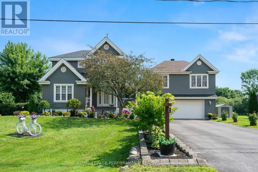 Detached at 6123 MACBAIN STREET, South Glengarry