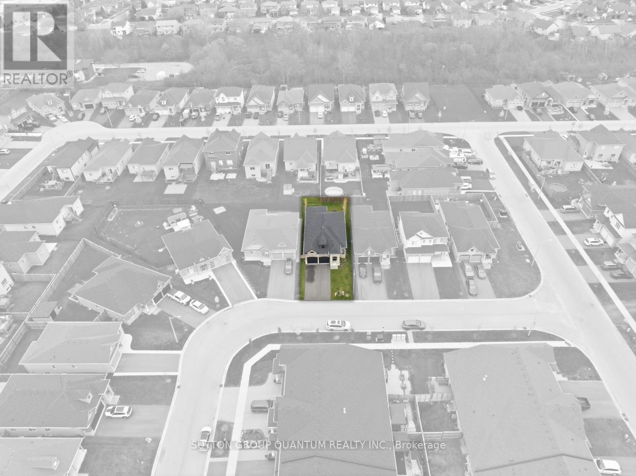 Detached at 420 WILLIAMS CRESCENT, Fort Erie