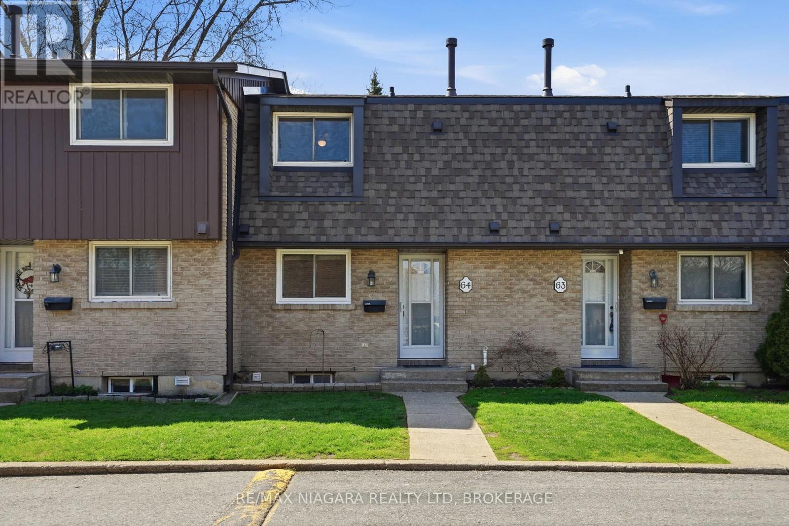 Townhouse at 64 - 151 LINWELL ROAD, St. Catharines (Lakeport)