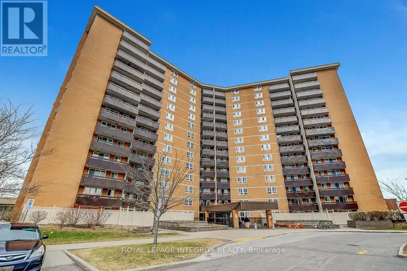 Apartment at 206 - 2000 JASMINE CRESCENT, Ottawa