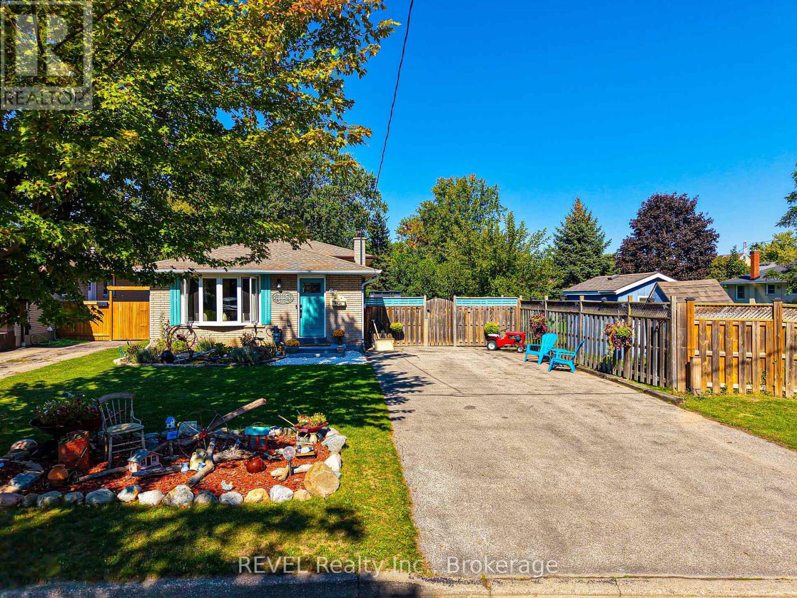 Detached at 67 LOUIS AVENUE, St. Catharines (Bunting/Linwell)