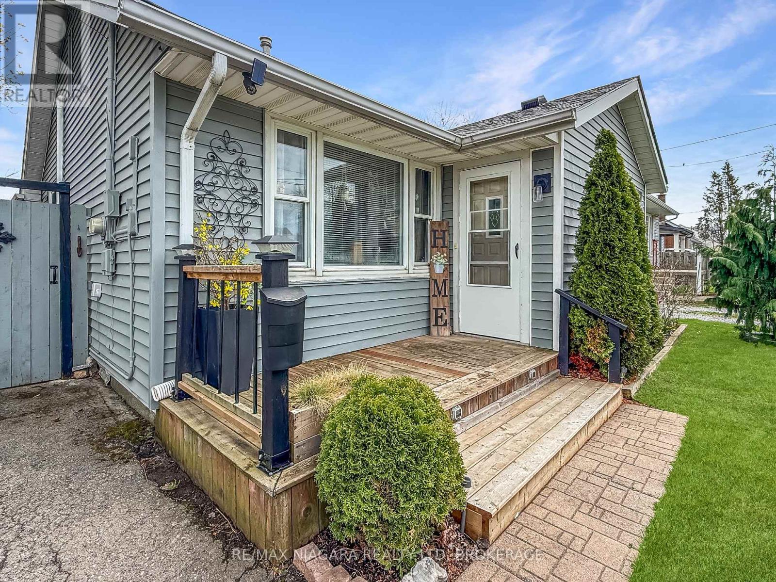 Detached at 5 ABERDEEN COURT, Fort Erie