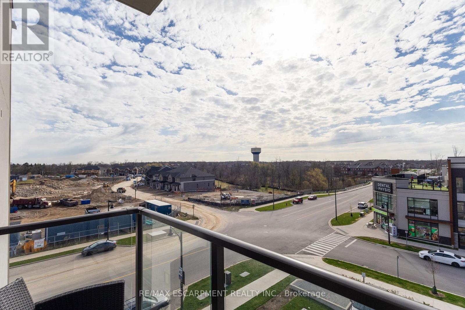 Apartment at 438 - 10 MALLARD TRAIL, Hamilton