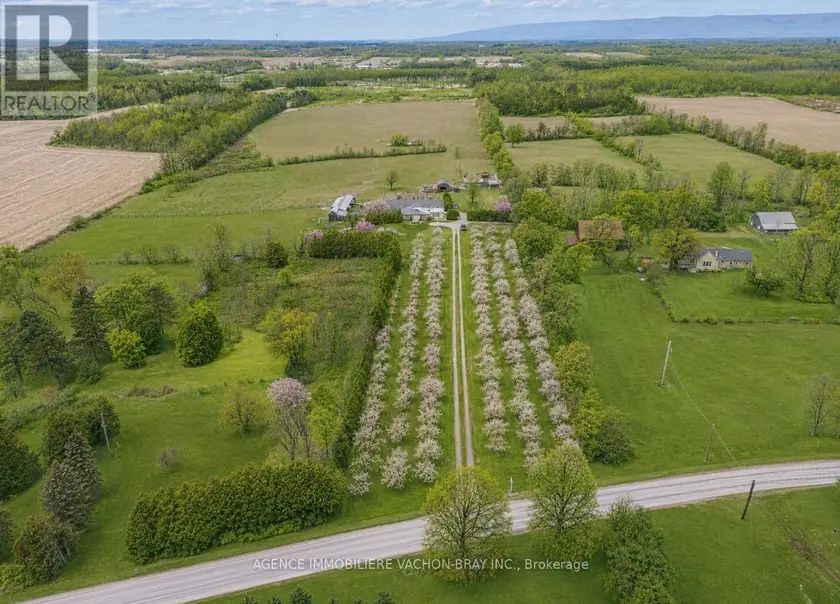 Detached at 21237 CONCESSION 6 ROAD, South Glengarry