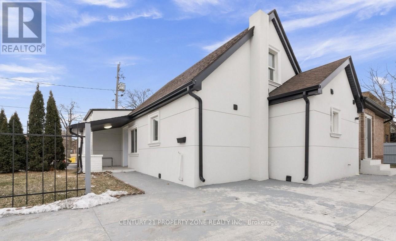 Multiplex at 477 MELVIN AVENUE, Hamilton (McQuesten)
