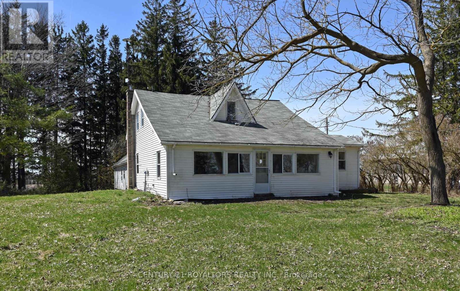 Detached at 215274 10TH LINE, Amaranth
