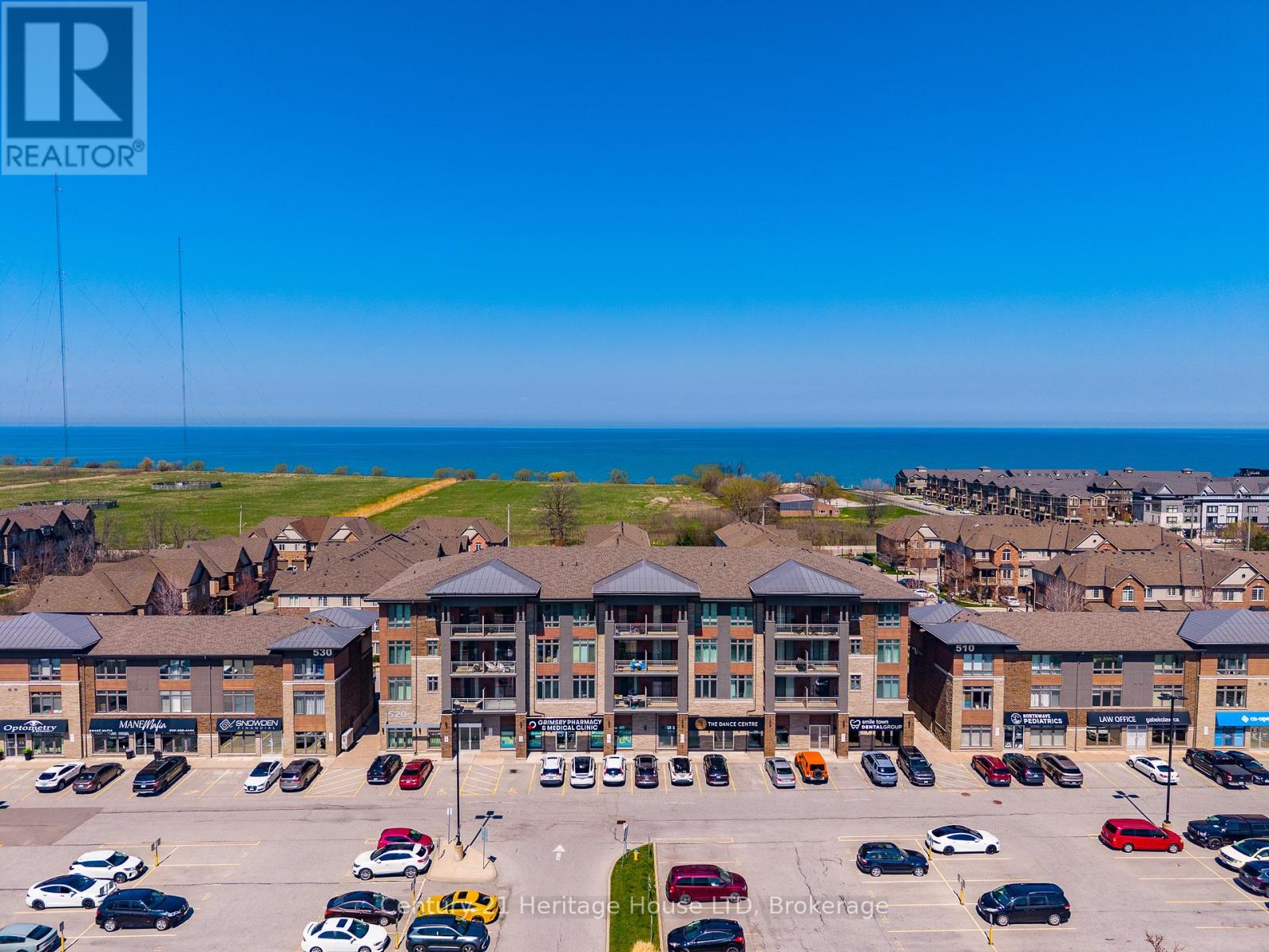 Apartment at 402 - 520 NORTH SERVICE ROAD, Grimsby (Grimsby Beach)