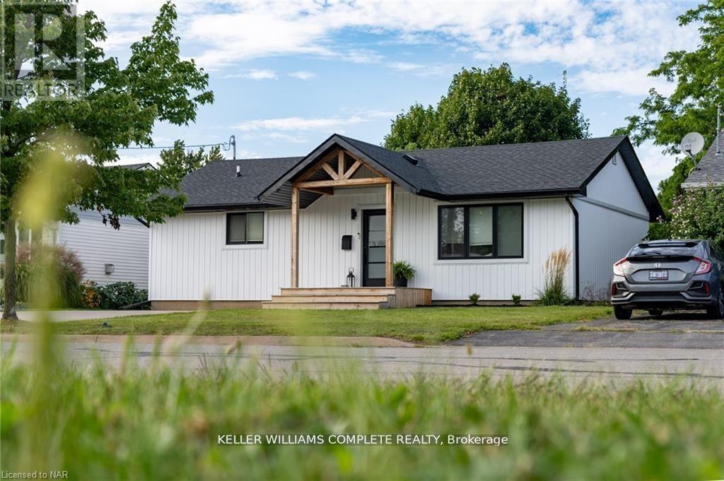 Detached at 328 DUFFERIN STREET, Fort Erie (Central)