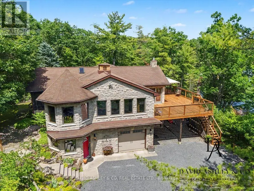 Detached at 941 JONES FALLS ROAD S, Rideau Lakes