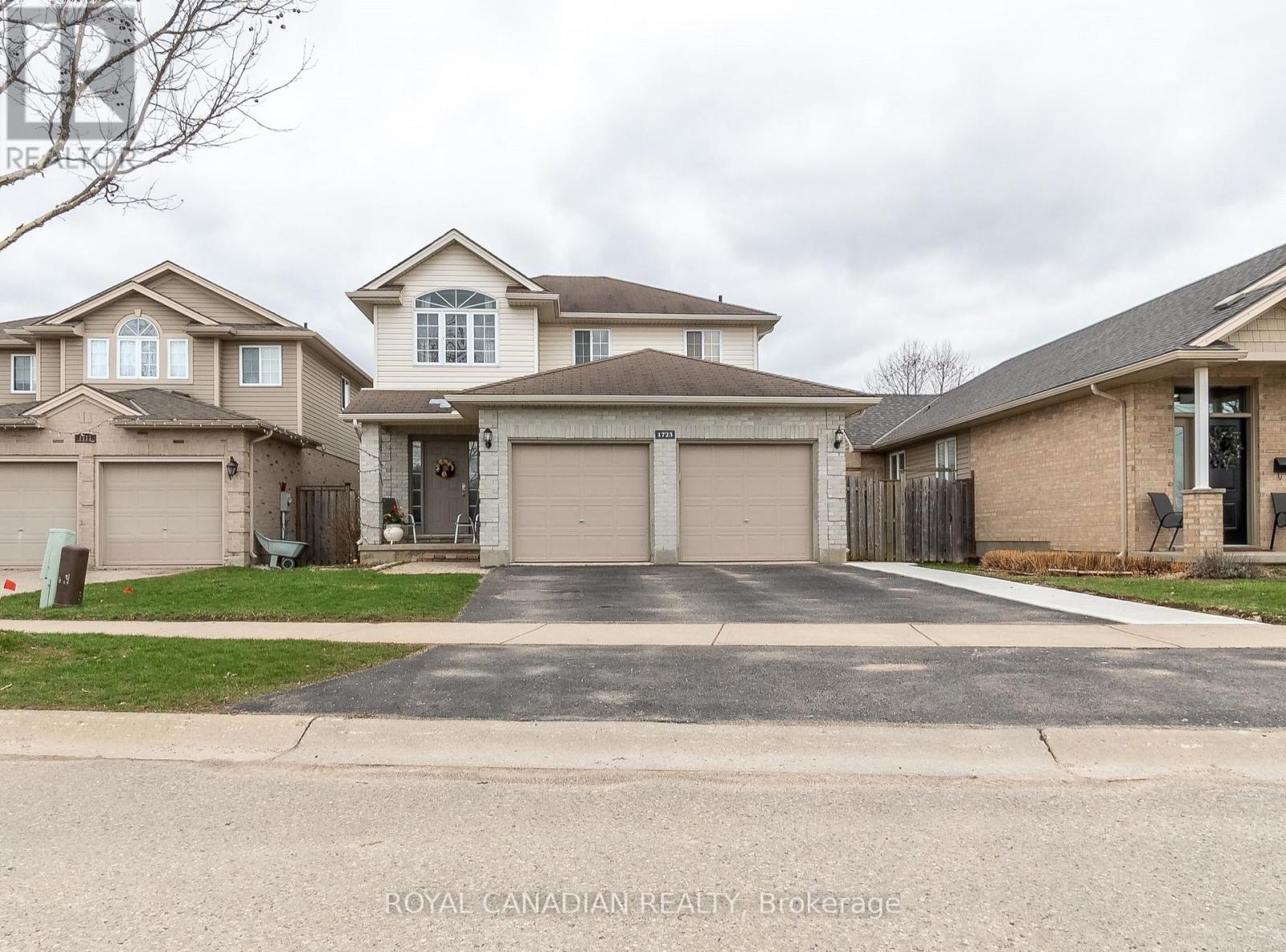 Detached at 1723 STACKHOUSE AVENUE, London North (North C)