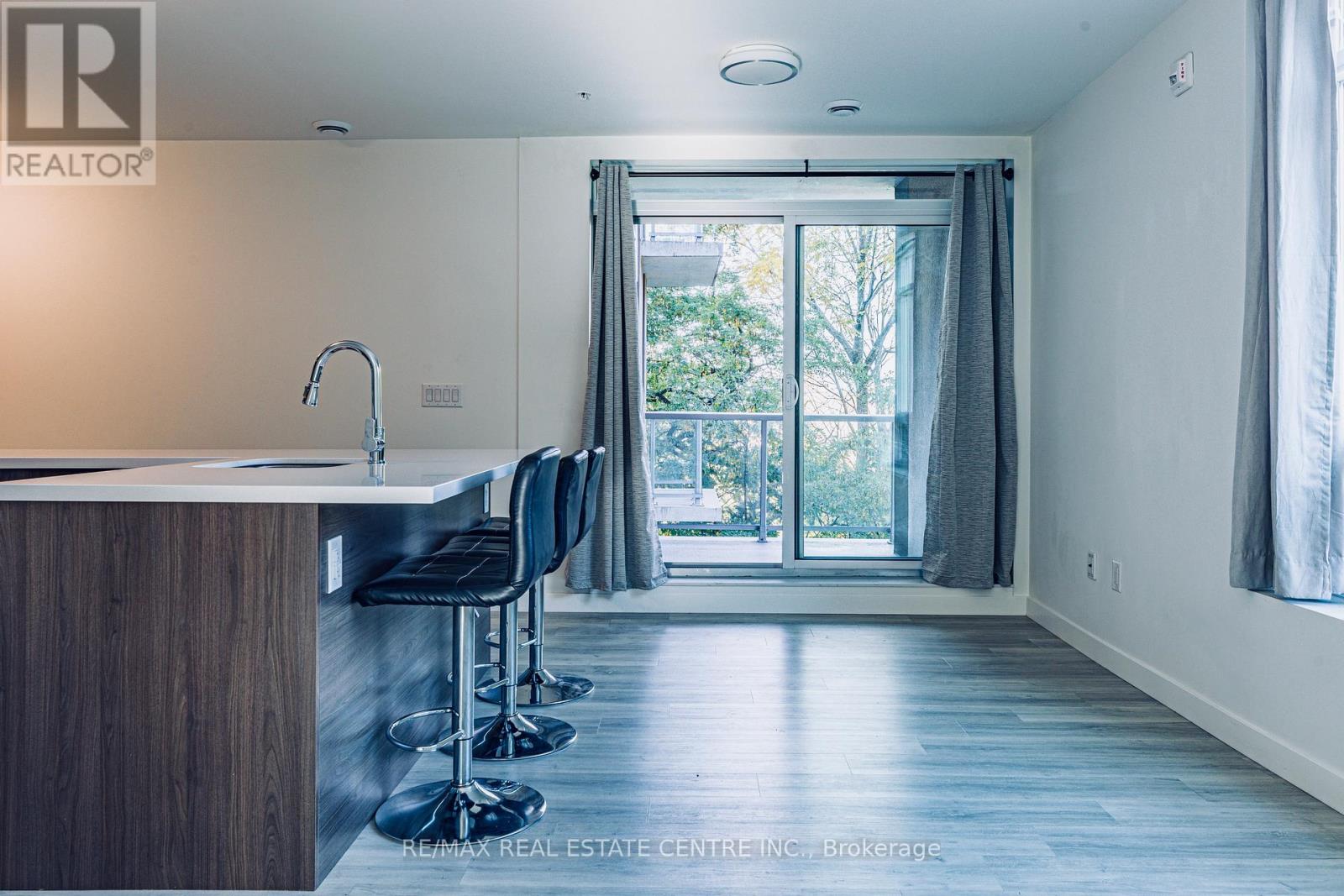 Apartment at 208 - 455 CHARLTON AVENUE E, Hamilton