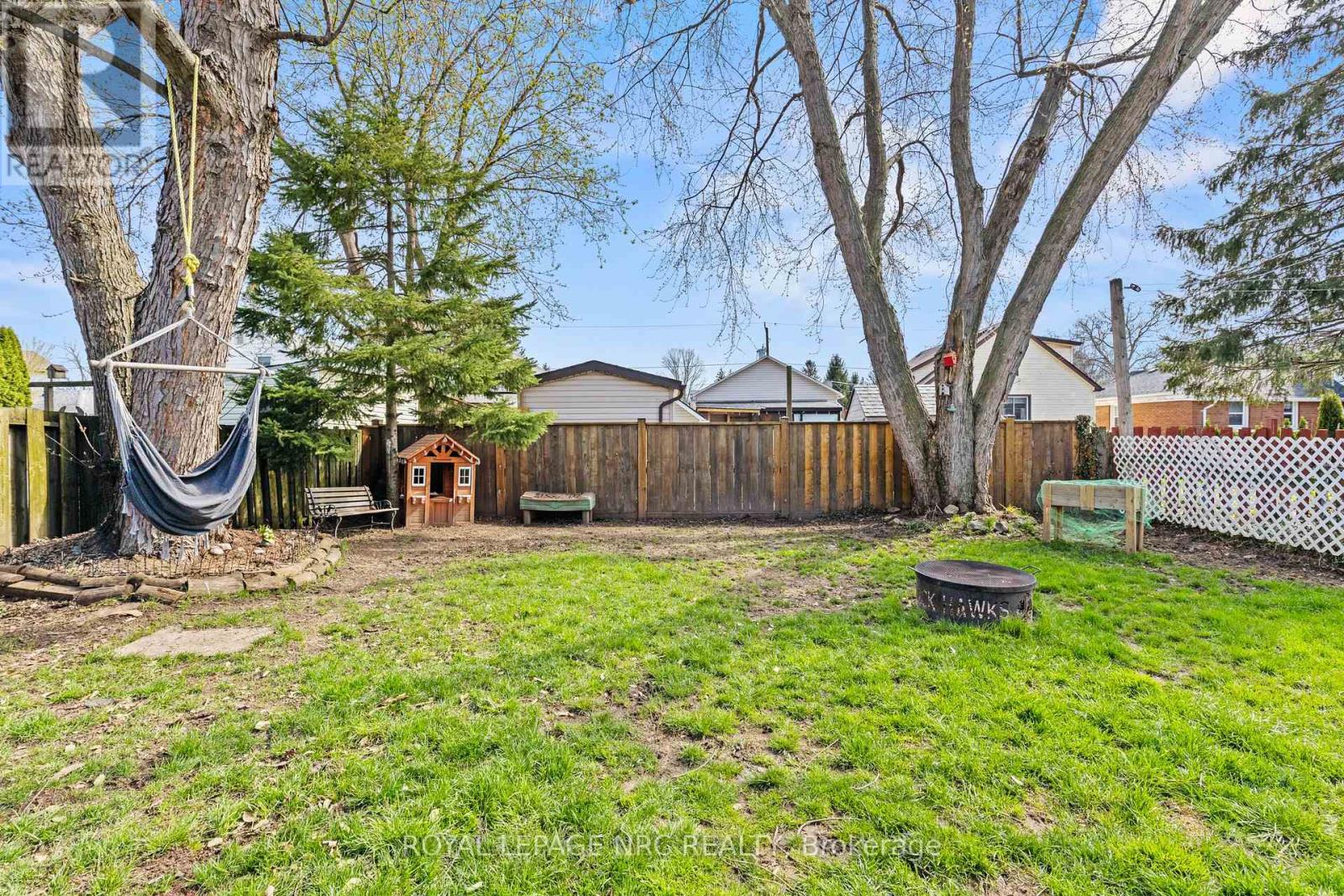 Detached at 6504 MONROE STREET, Niagara Falls