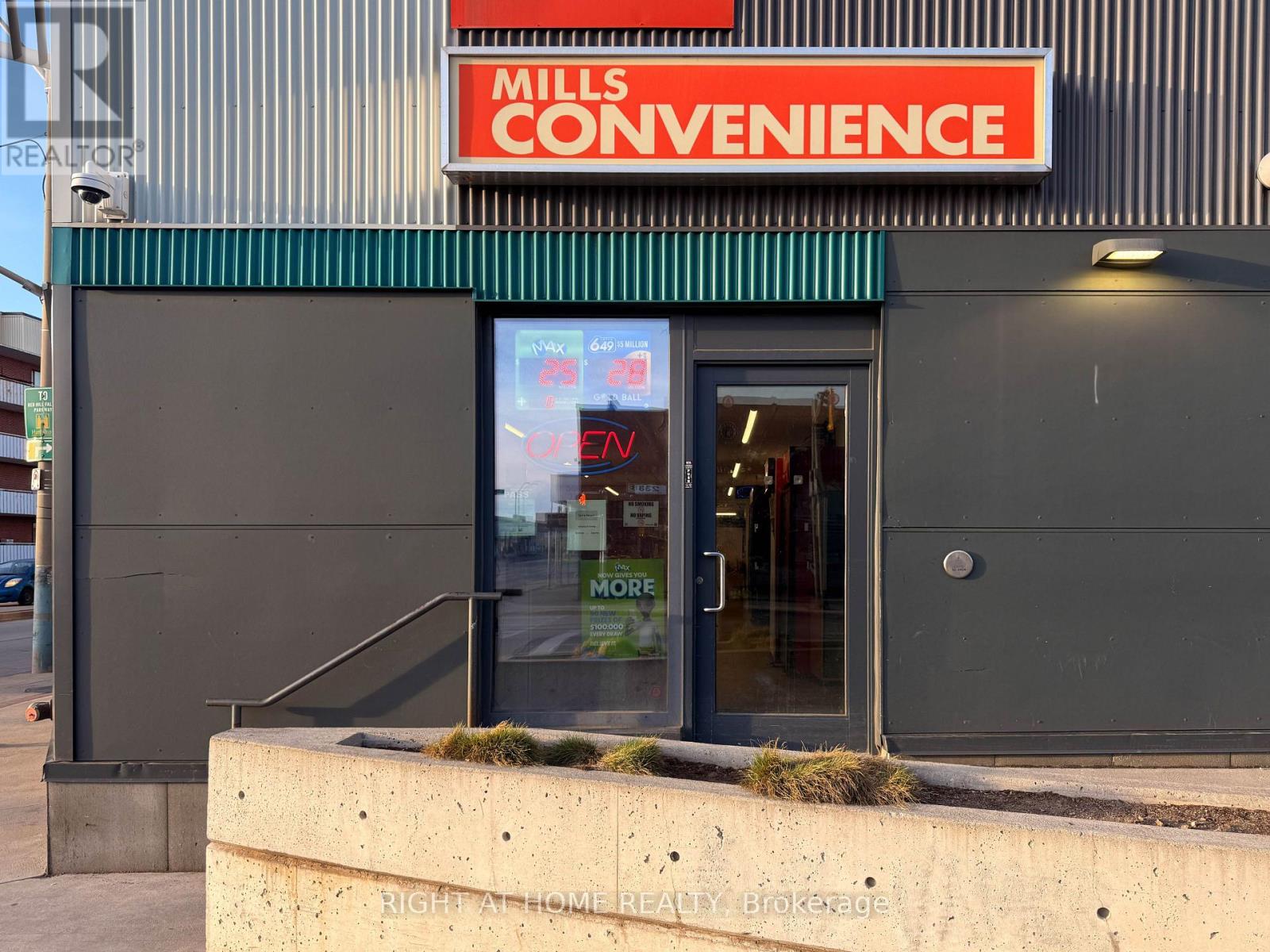 Other at 1 - 205 MELVIN AVENUE, Hamilton (McQuesten)