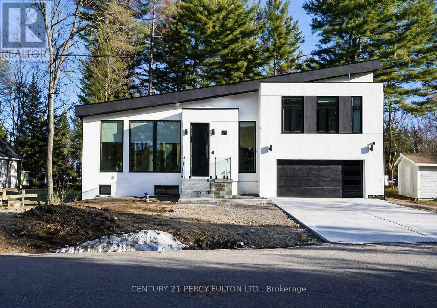 Detached at 5 ROBERT STREET, Sundridge