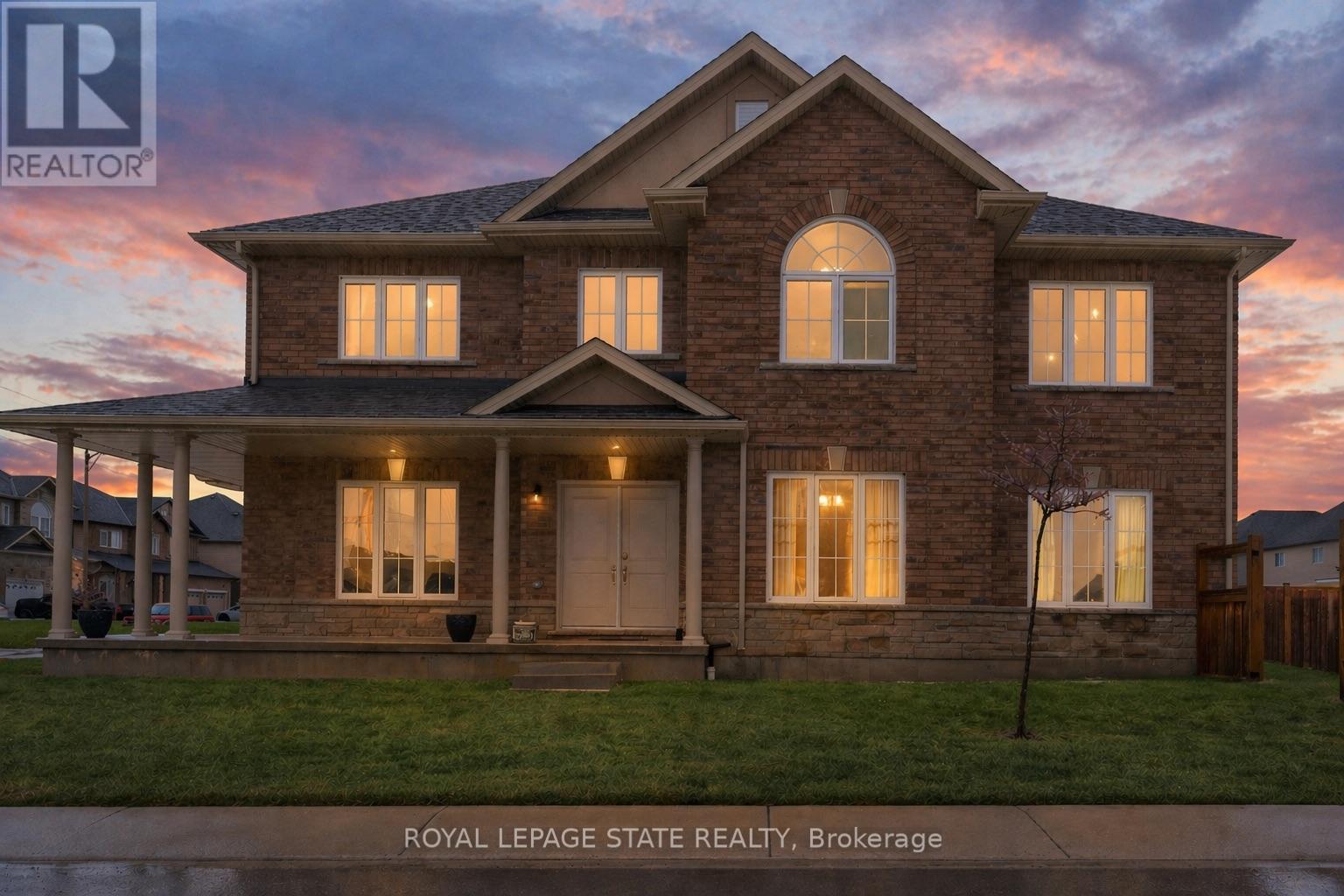 Detached at 79 DOLOMITI COURT, Hamilton (Stoney Creek)