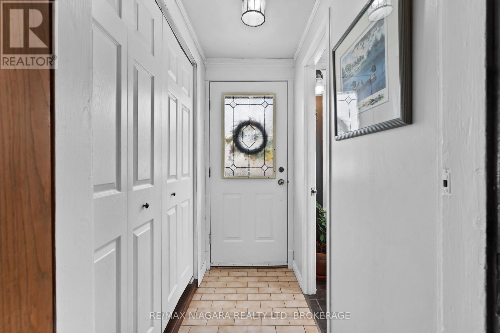 Detached at 294 STANLEY STREET, Port Colborne