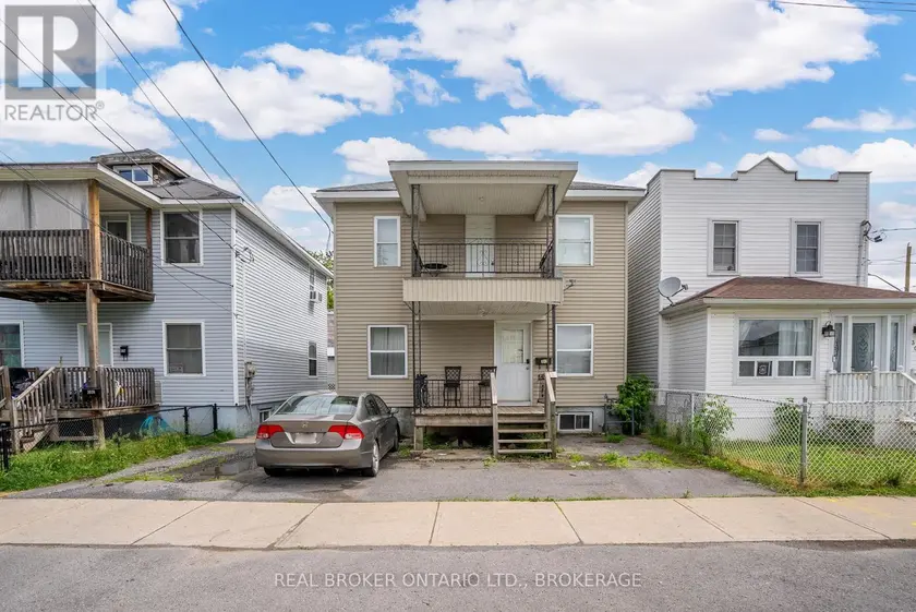 Detached at 303 GUY STREET, Cornwall