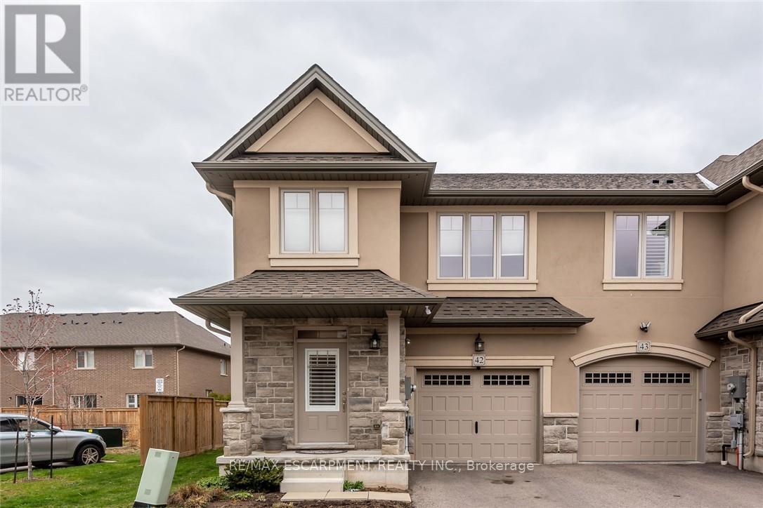 Townhouse at 42 - 98 SHOREVIEW PLACE, Hamilton (Lakeshore)