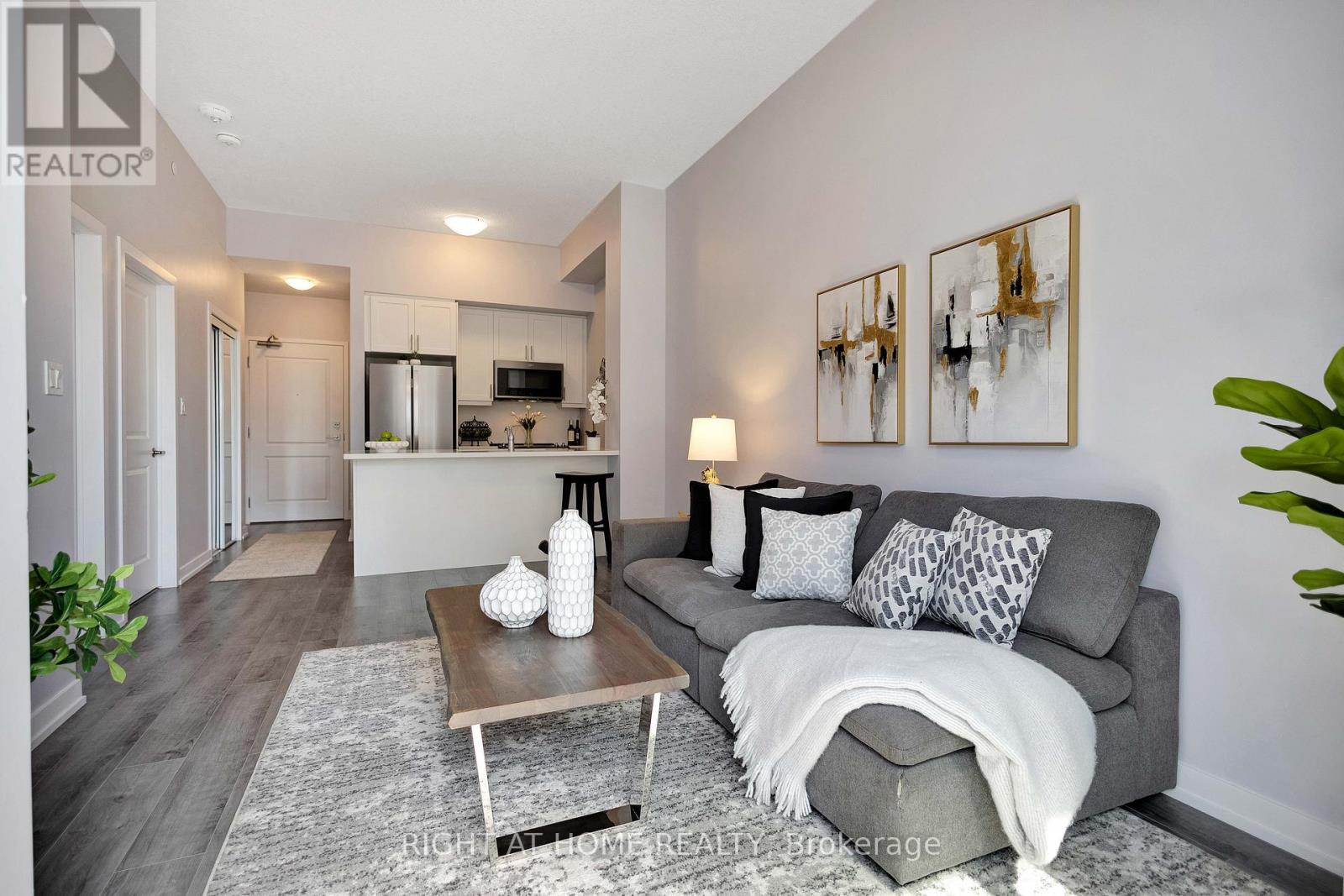 Apartment at 519 - 470 DUNDAS STREET E, Hamilton (Waterdown)
